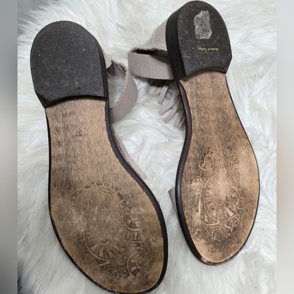 Bonavi Open Toe Tassel Ankle Strap Gladiator Leather Sandals. Size 7🌴 - Picture 7 of 7